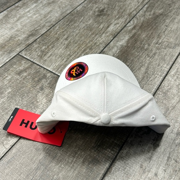 Price is Firm - 100% Authentic Hugo by Hugo Boss Men’s Hat / Cap - NWT Last One - Picture 6 of 9